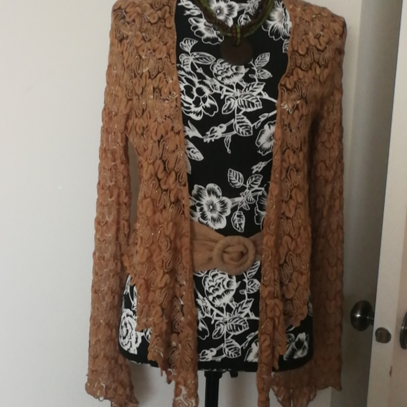 Lacy bolero - Picture 12 of 12